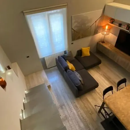 Caffa Apartment Rom